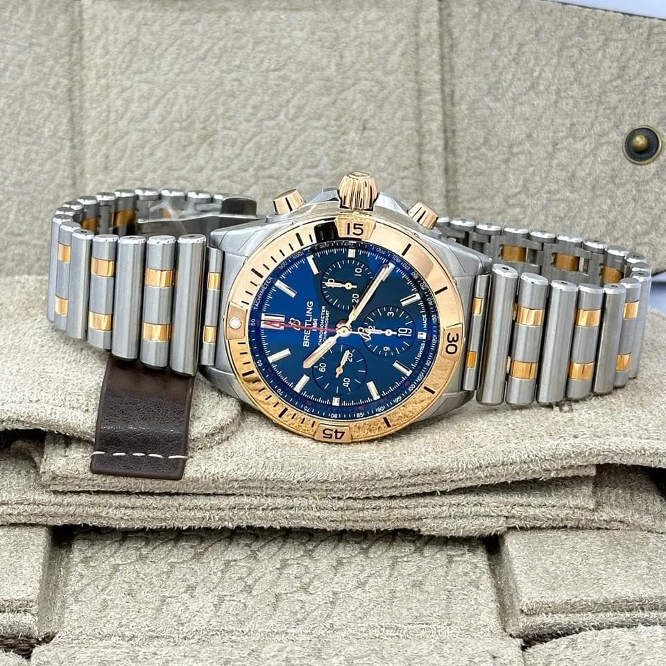 Breitling Chronomat 422025 Unworn Chronomat B01 42 UB0134101 C1 U1 box and papers