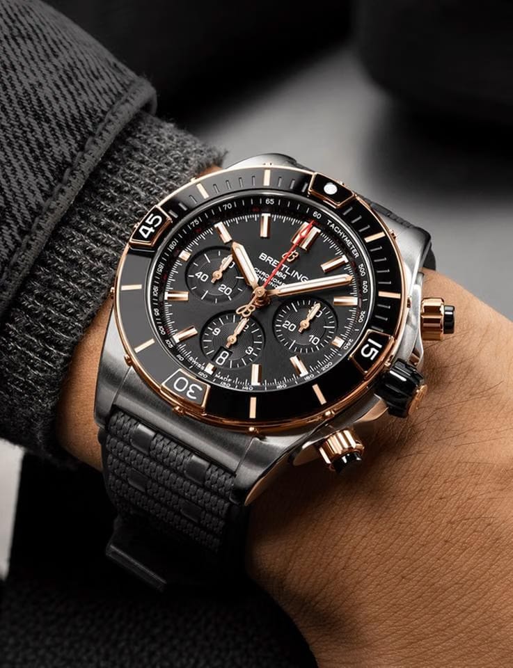 Breitling Chronomat Super Chronomat B01 44 UB0136251 B1 S1