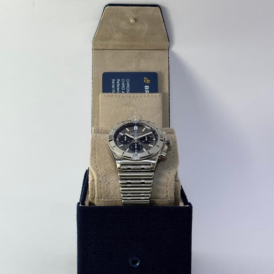 Breitling Chronomat 42 B01 42 mm - EB0134101 M1 E1 - TITAN
