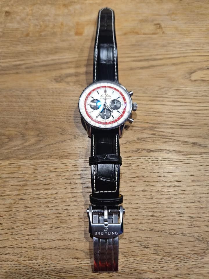 Breitling Navitimer 1 B01 Chronograph Limited Edition One of 747 – Hochzeit getragen Full Set