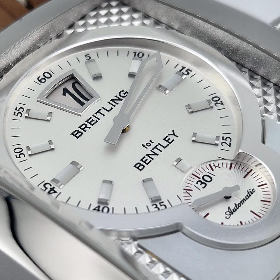 Breitling Bentley Flying Borologio uomo / quadrante argentato con madreperla / cassa acciaio / cinturino pelle marrone - REF. A2836212/B844/756 P