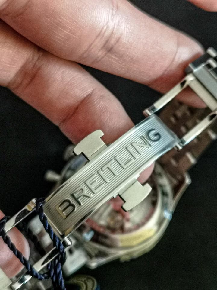 Breitling Navitimer 1 B01 Chronograph43 Boeing Limited [1 OF 747] - FULL SET WITH WARRANTY
