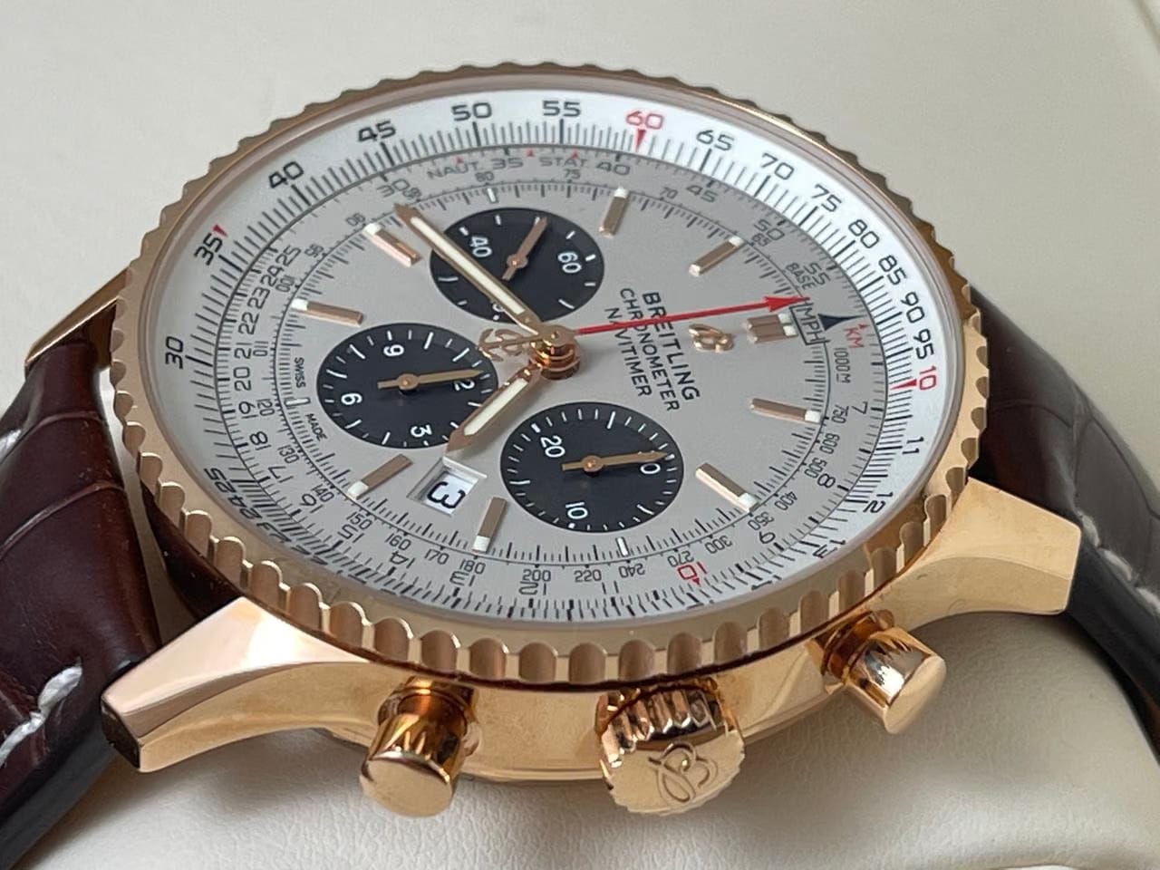 Breitling Navitimer 1 B01 Chronograph46 mm New Full Set