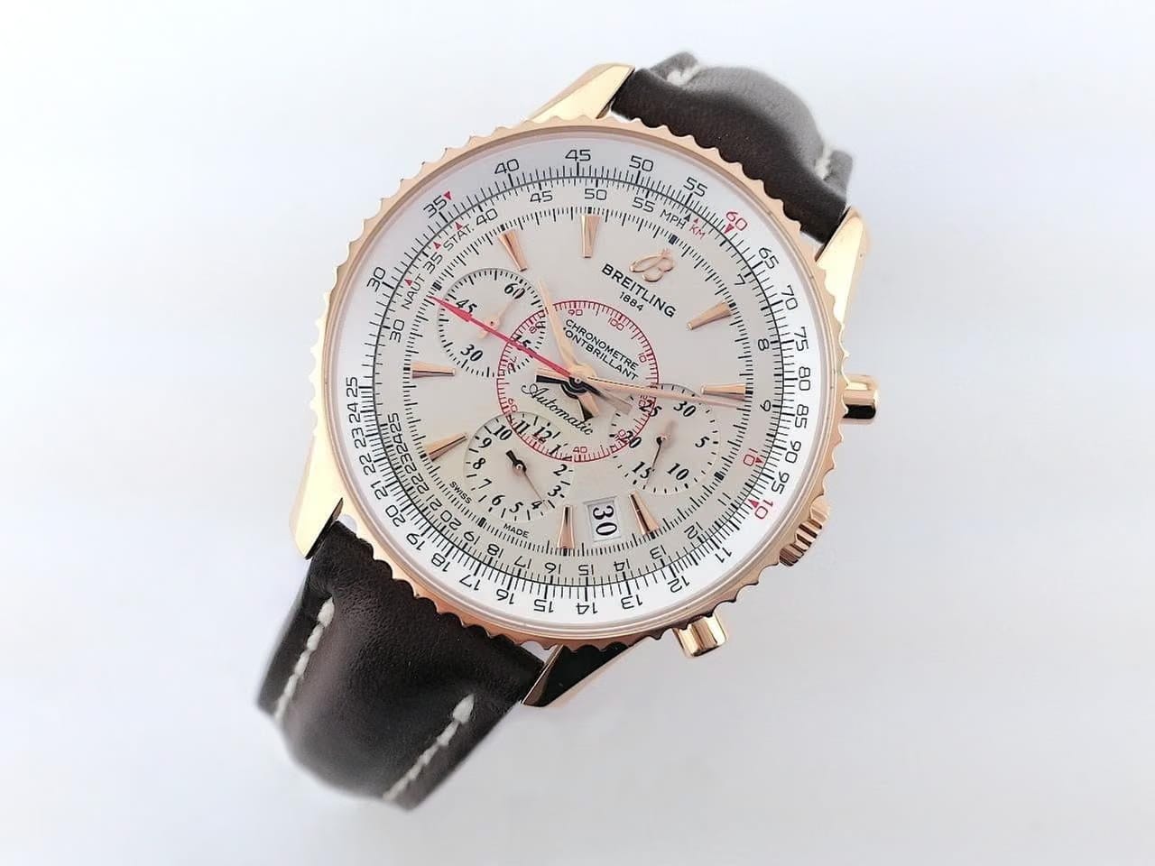Breitling Montbrillant 01 Limited Edition Automatik Rotgold 40mm beiges Zifferblatt braunes Lederband RB013112 Full Set mit Garantie Occasion