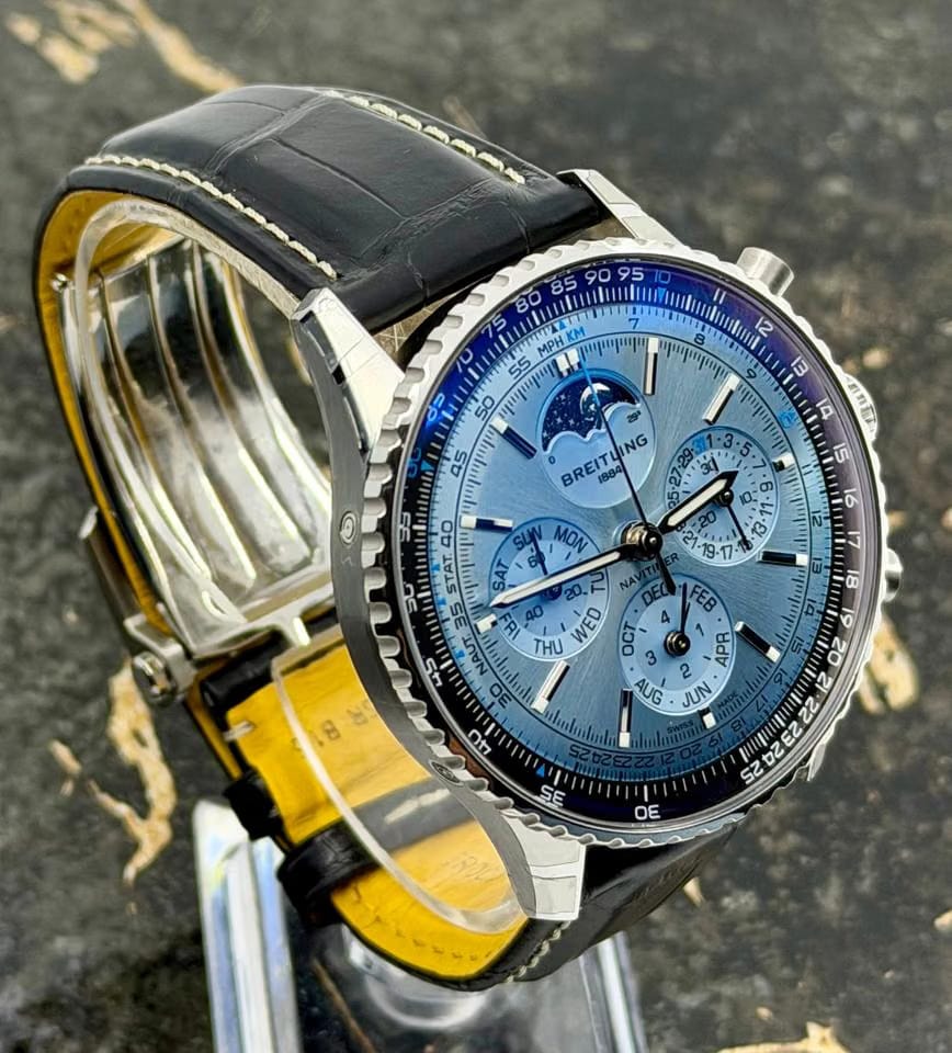 Breitling Navitimer New 2026 - Navitimer B19 Chronograph 43mm - Perpetual Calendar - Platinum