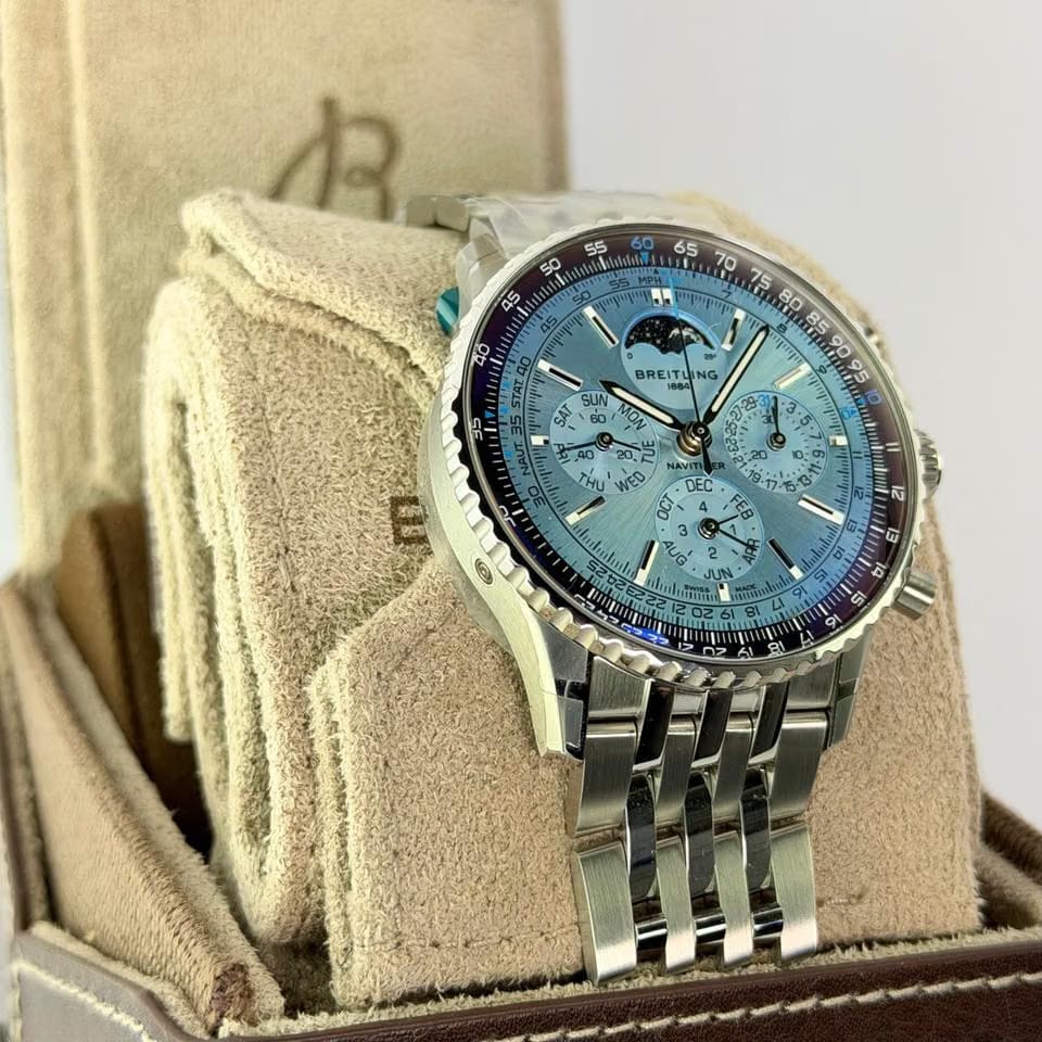 Breitling Navitimer B19 Perpetual Calendar 43 - PB1920251 C1 A1