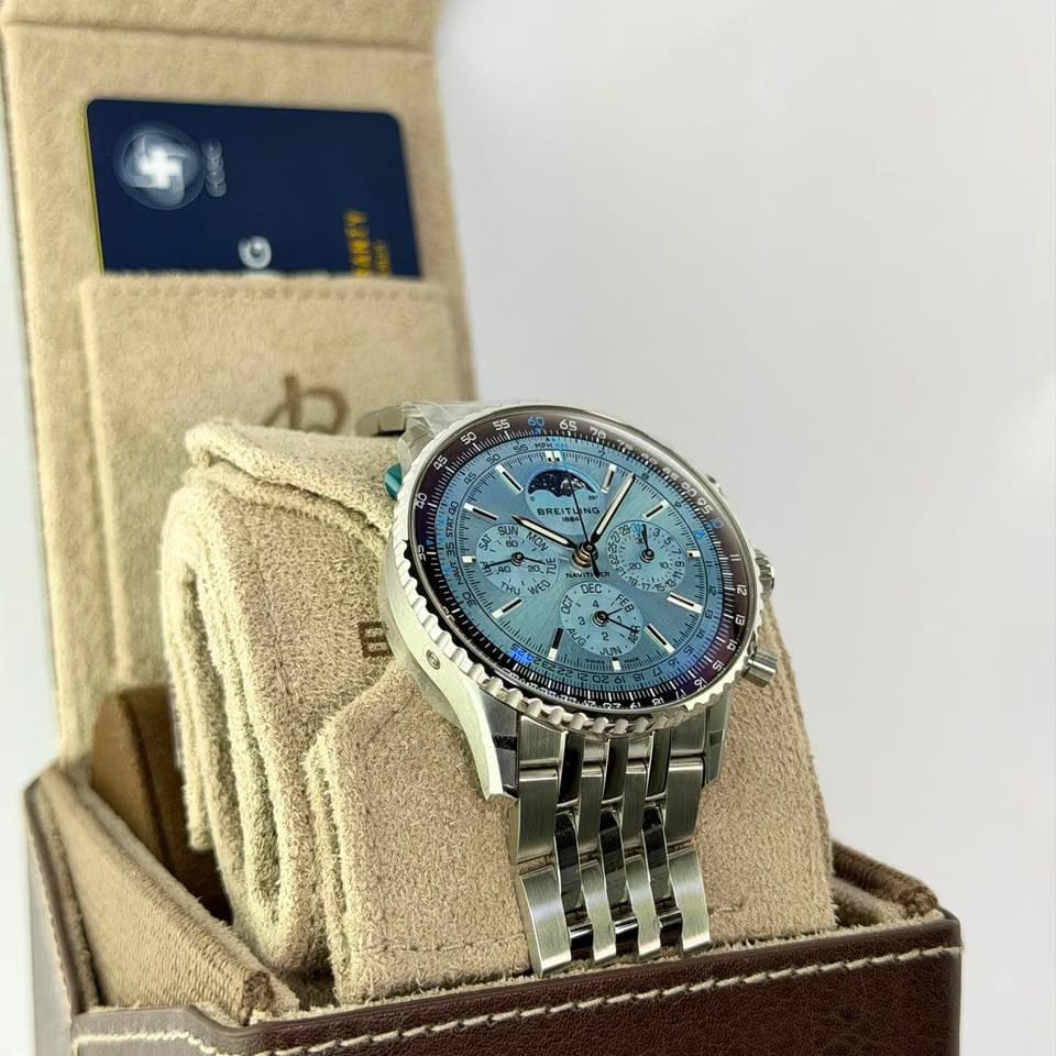 Breitling Navitimer B19 Perpetual Calendar 43 - PB1920251 C1 A1