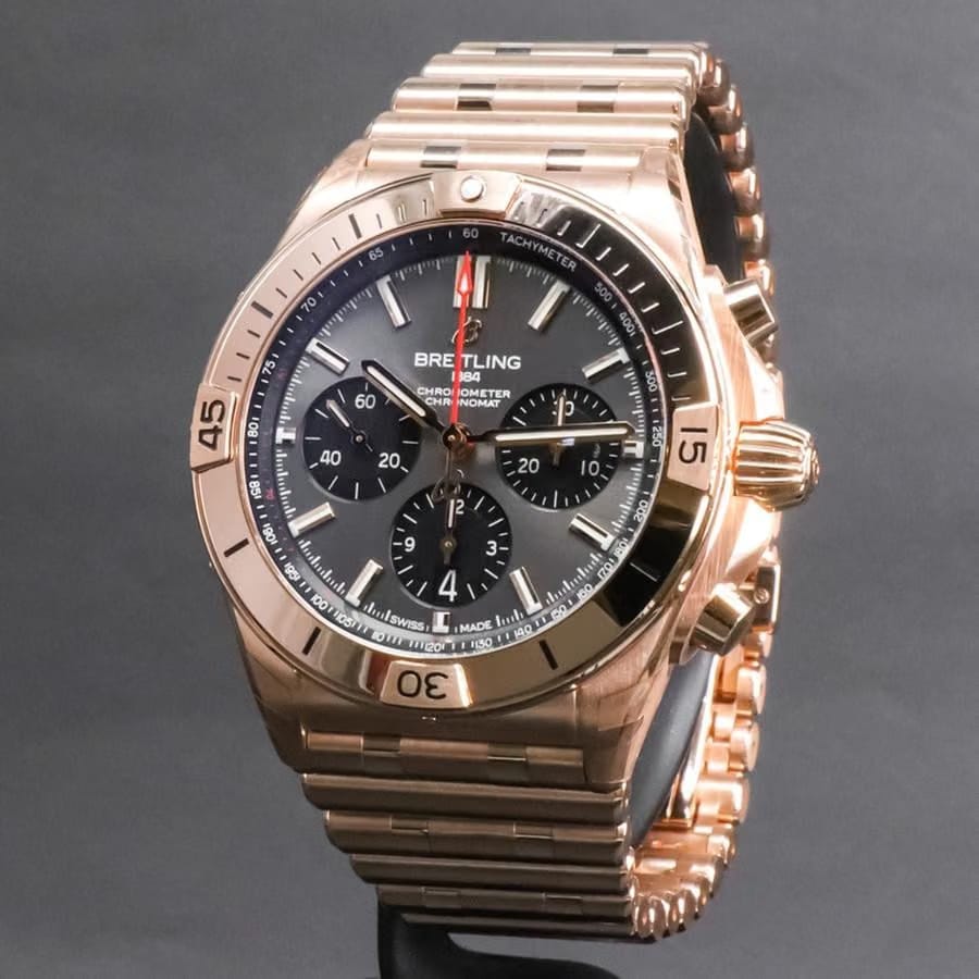 Breitling Chronomat B01 NEW 2023 VERKLEBT ROSEGOLD