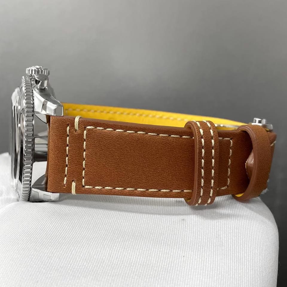 Breitling Ref. A233803 A1 B1 X1