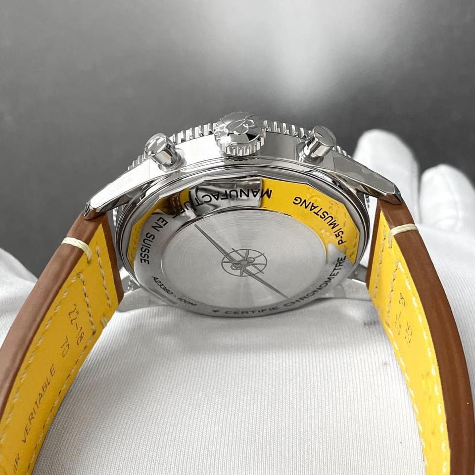 Breitling Ref. A233803 A1 B1 X1