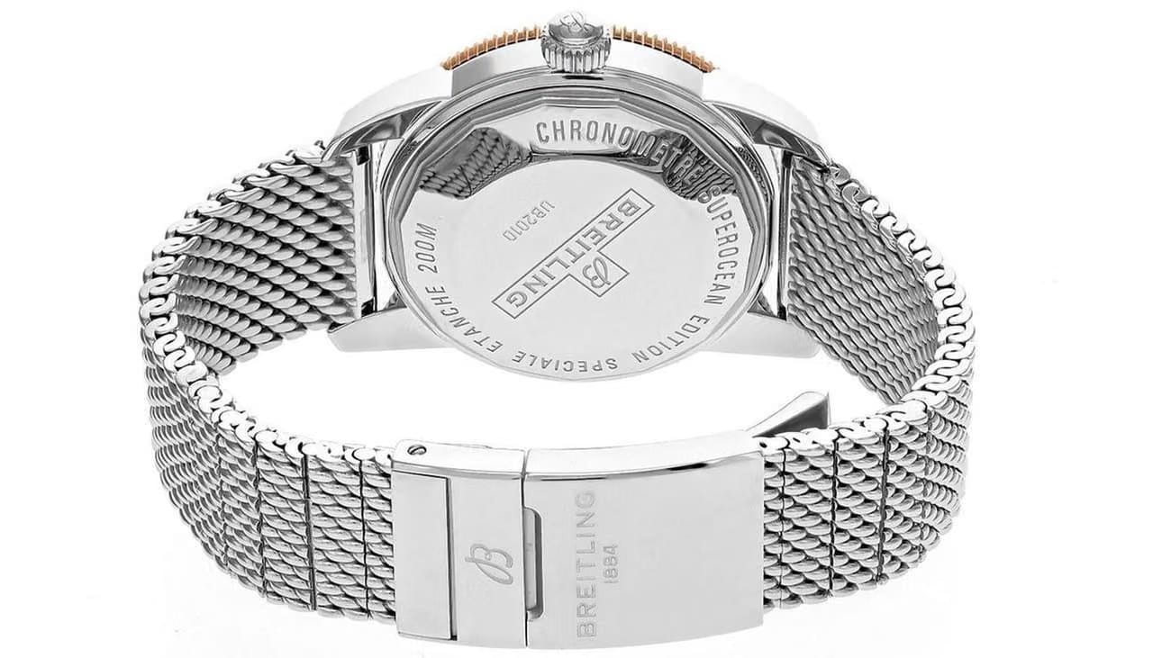 Breitling Ref. UB2030121 B1 A1
