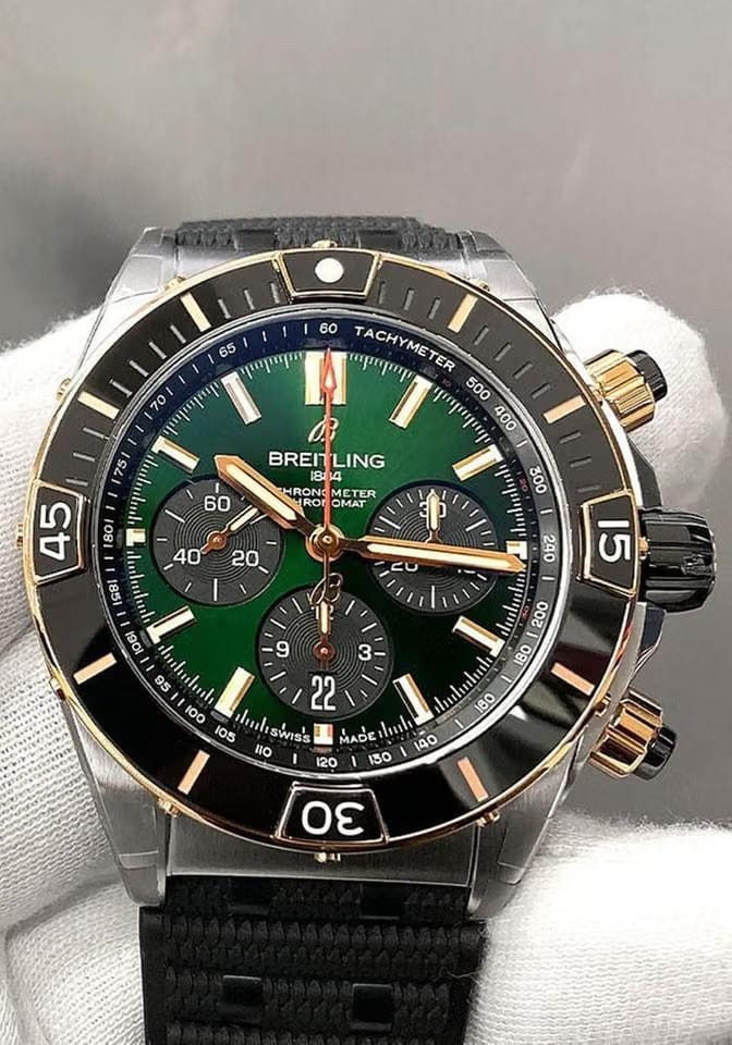Breitling Ref. UB0136251 L1 S1