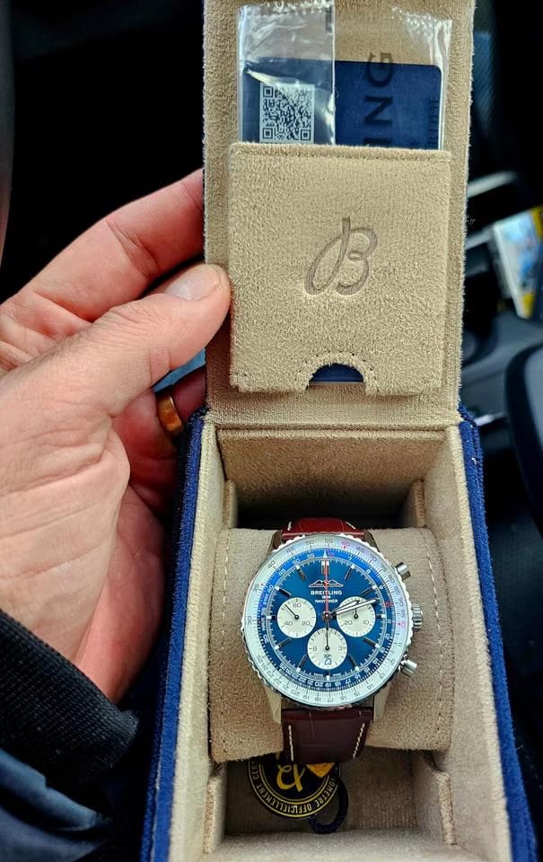 Breitling Navitimer B01 Chronograph 46 Superbe Breitling Navitimer B01