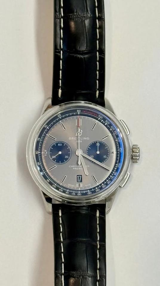 Breitling Premier B01 Chronograph 42 Originalverpackung Zertifiziert Ausstellungsstück