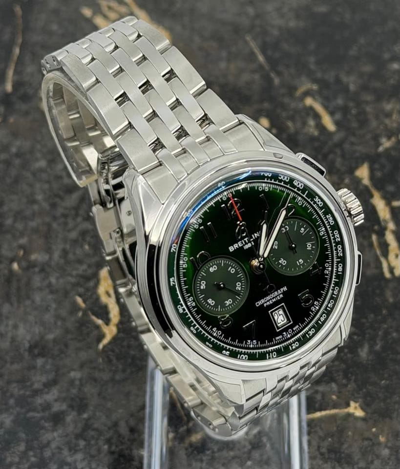 Breitling New 2026 - Premier B01 Chronograph 42mm - Green Dial - Steel