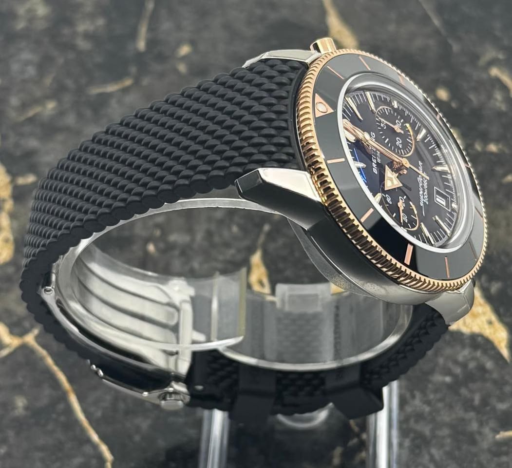 Breitling New 2025 - Superocean Heritage B01 Chronograph 42mm - Black Dial - UB0156 H11 B1 S1