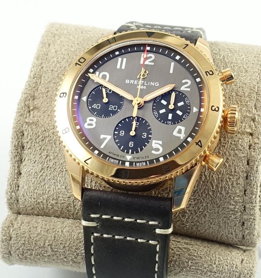Breitling Classic Avi Chronograph 42 P-51 Mustang Rosegold Unworn Box+Papers