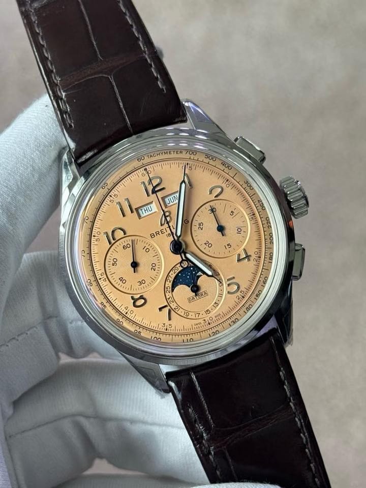 Breitling Premier B52 Datora