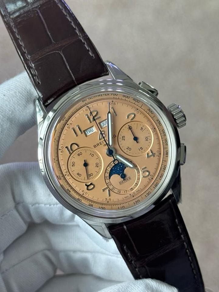 Breitling Premier B52 Datora