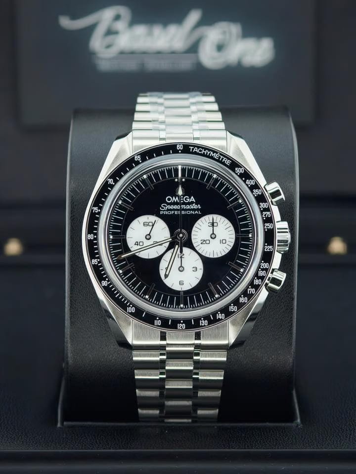 Omega Speedmaster Professional Moonwatchbasel one Speedmaster Moonwatch reverse panda 5 years international warranty sapphire crystal