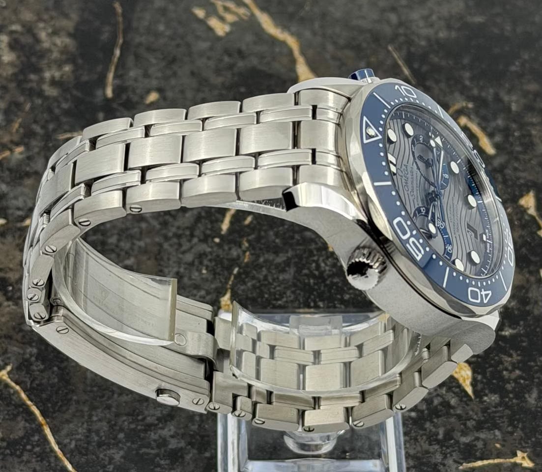 Omega Seamaster Diver 300 MNew 2026 - Seamaster Diver 300 M - Grey Chrono - 44mm