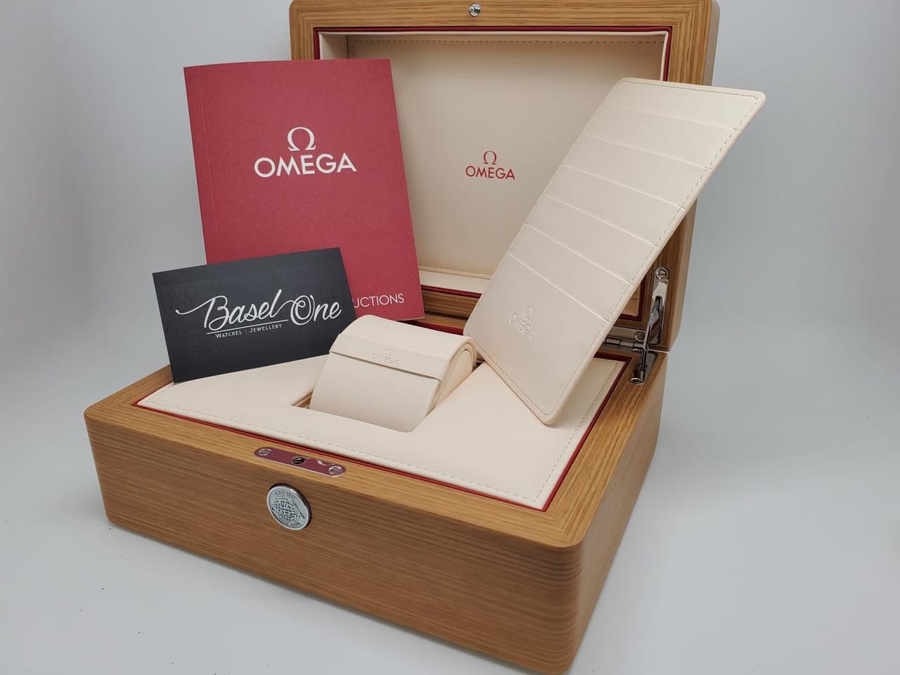 Omega Seamaster Diver 300 Mbasel one Seamaster Diver 300 M rose gold steel black dial 42mm 5 years international warranty