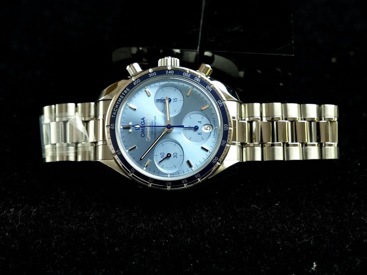 Omega Speedmaster324.30.38.50.03.001 Speedmaster Co-Axial 38 Stainless Steel