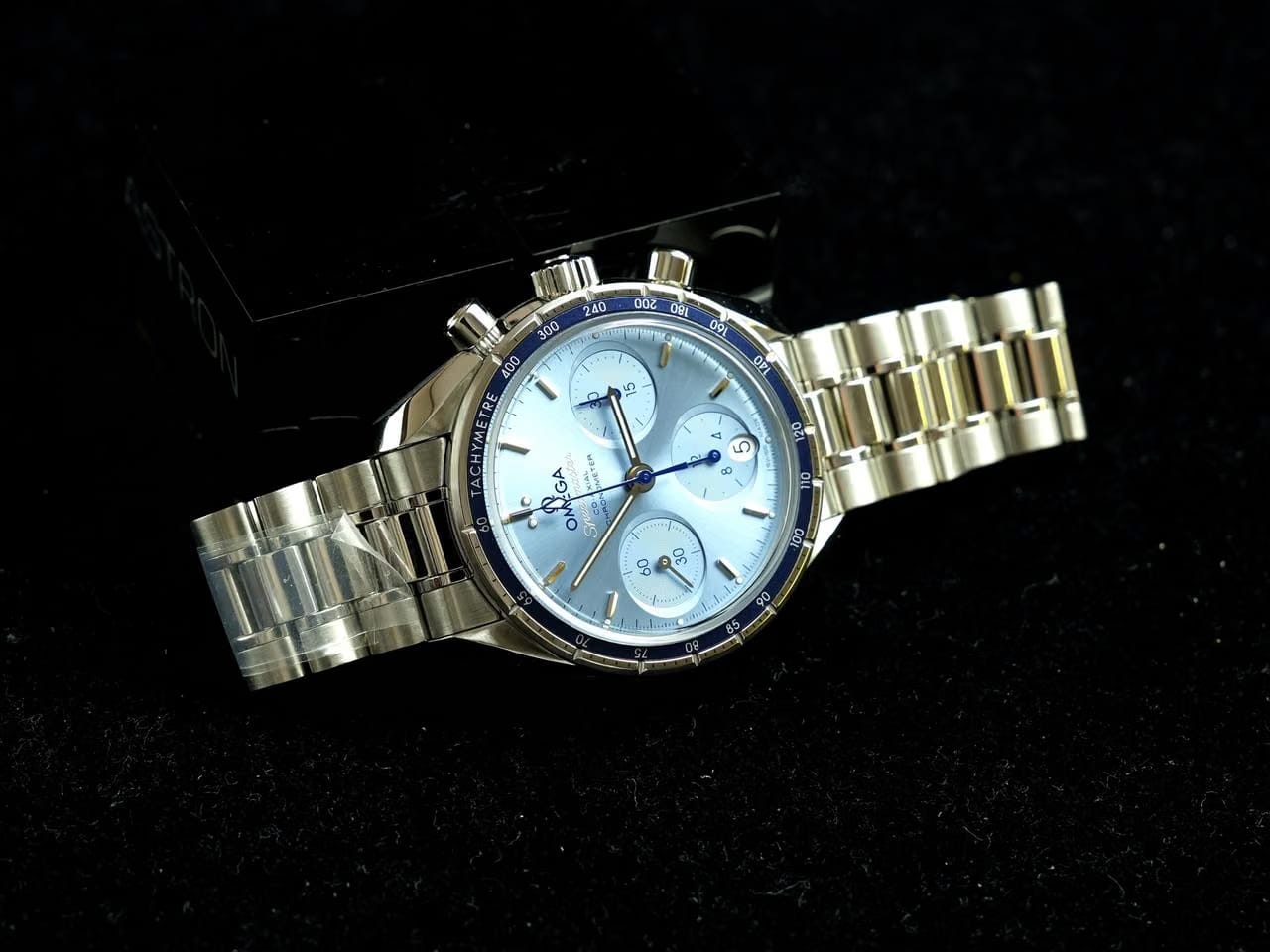 Omega Speedmaster324.30.38.50.03.001 Speedmaster Co-Axial 38 Stainless Steel