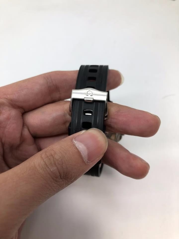 Omega Seamaster Diver 300 Mbasel one Seamaster Diver 300 M black dial rubber strap steel 42mm international warranty 5 years international warranty