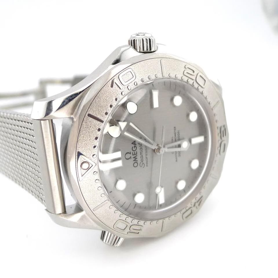 Omega Seamaster Diver 300 MNew 2026 - Titanium - Seamaster Diver 300m - gorgeous