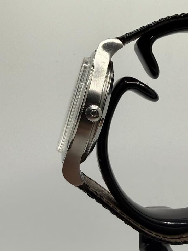 Omega Genève