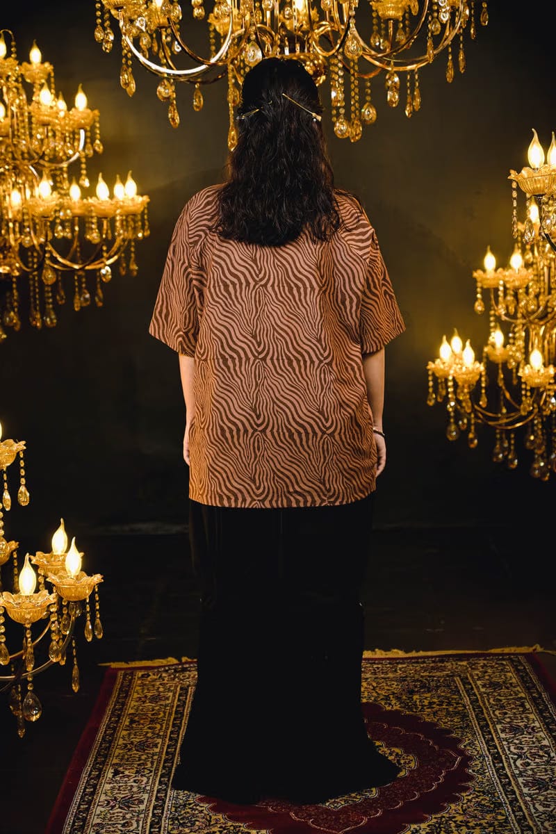 EZBRA TEE: WHISKEY [UNISEX]