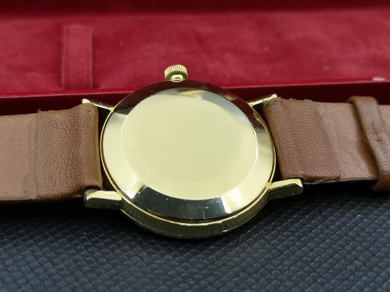 Omega Genève