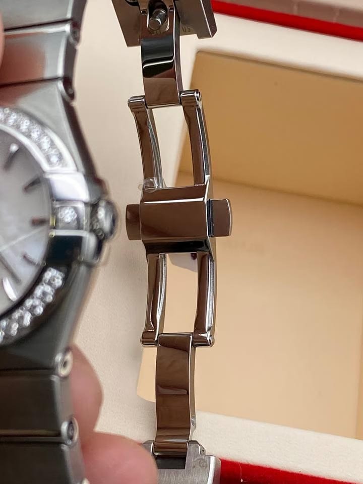 Omega Constellation Quartz123.15.27.60.05.001