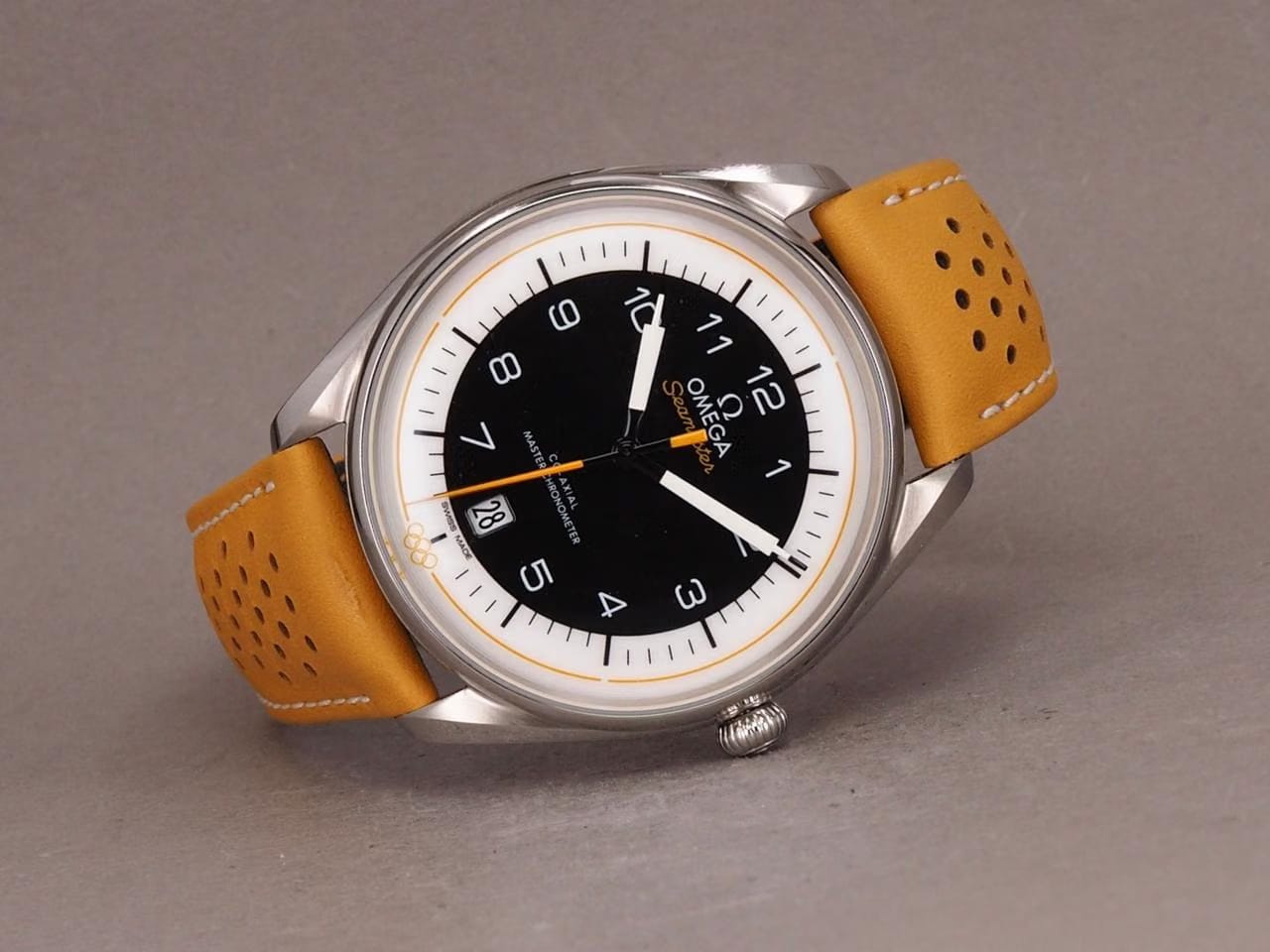 Omega Seamaster Olympic Official Timekeeper 522.32.40.20.01.002 Few handling traces