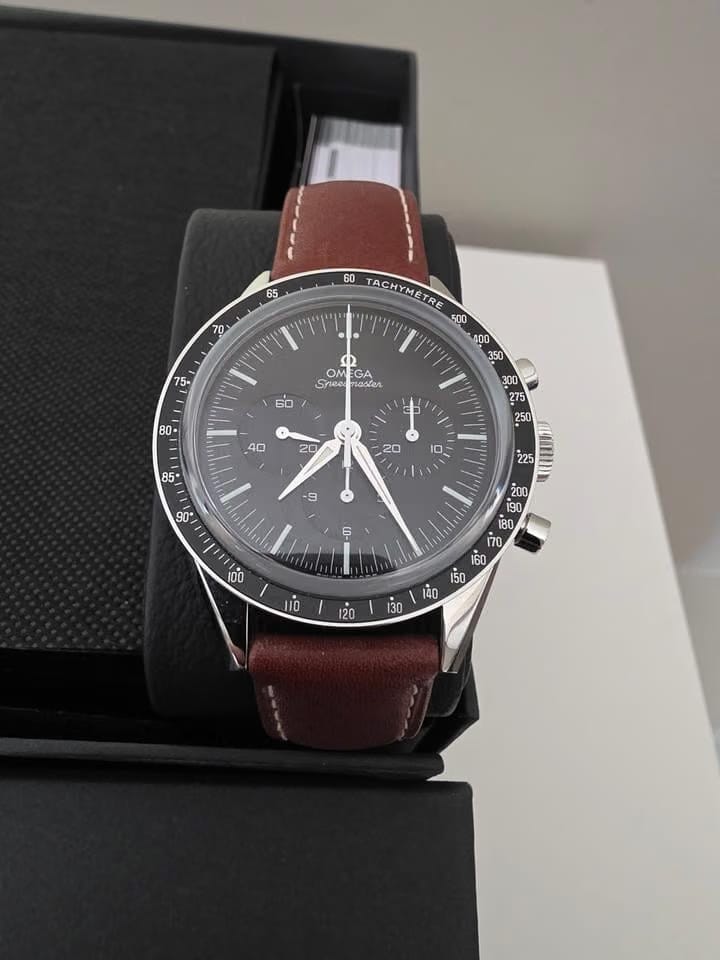 Omega Speedmaster Professional MoonwatchÉdition First on Space