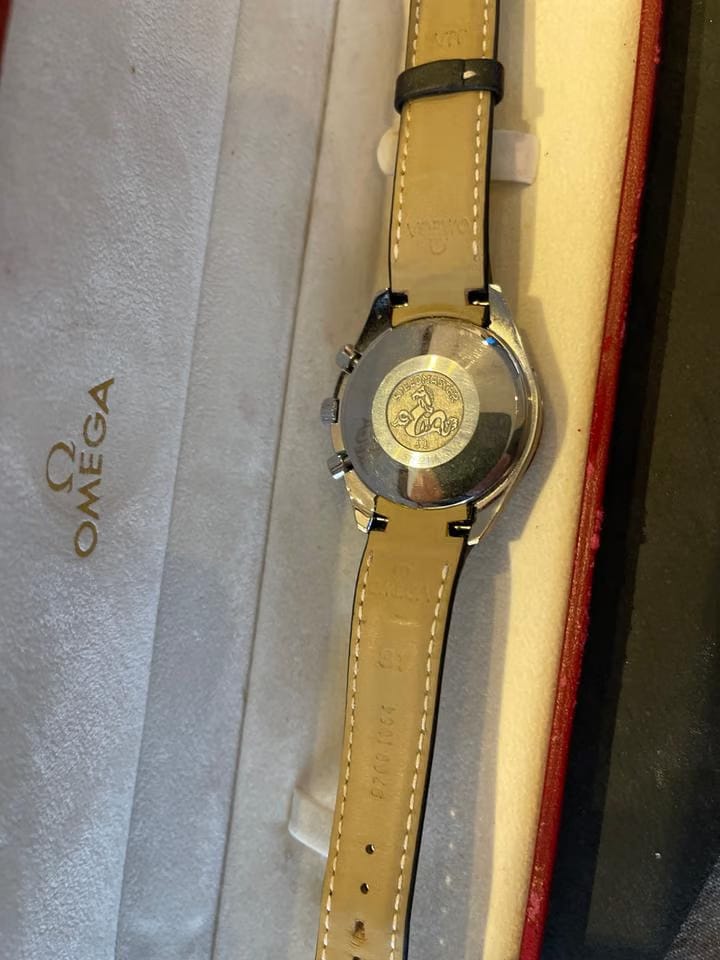 Omega Speedmaster Day Date Rarement portée