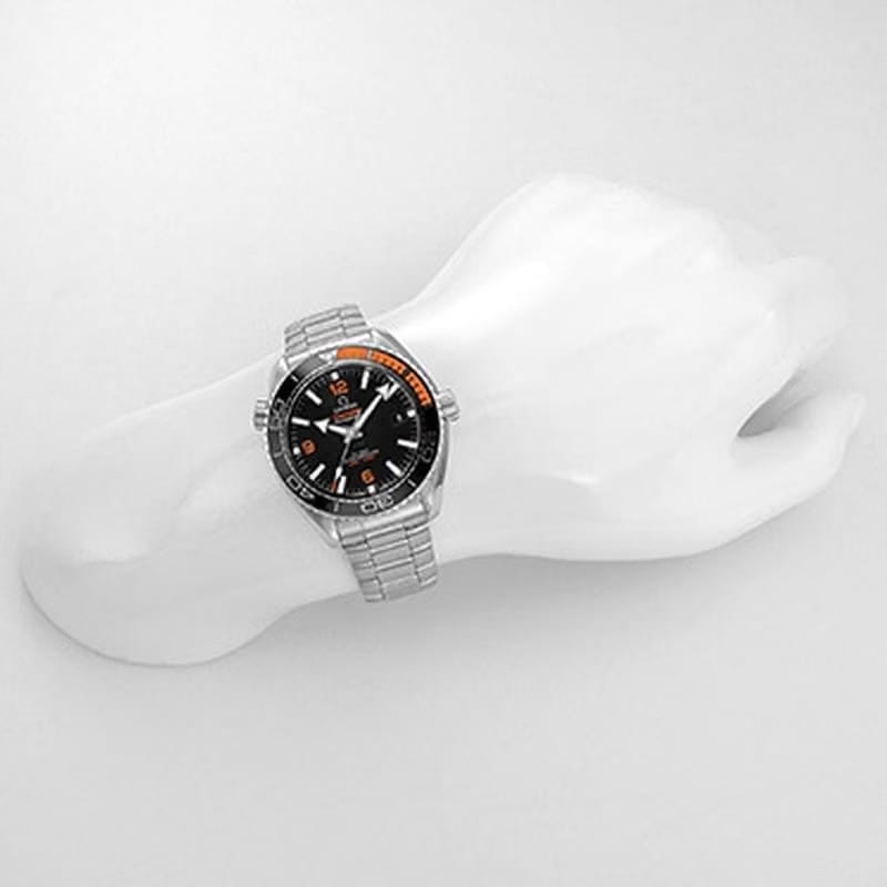 Omega Seamaster Planet Ocean600 M 5 Year Warranty Black 215.30.44.21.01.002