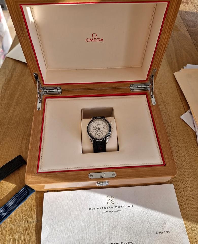Omega Speedmaster Racing326.32.40.50.02.001