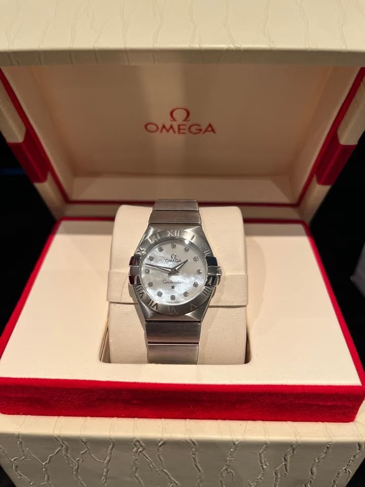 Omega Constellation Quartz Full Set/Unworn: Mother-of-Pearl Dial w Diamond Hour Marker