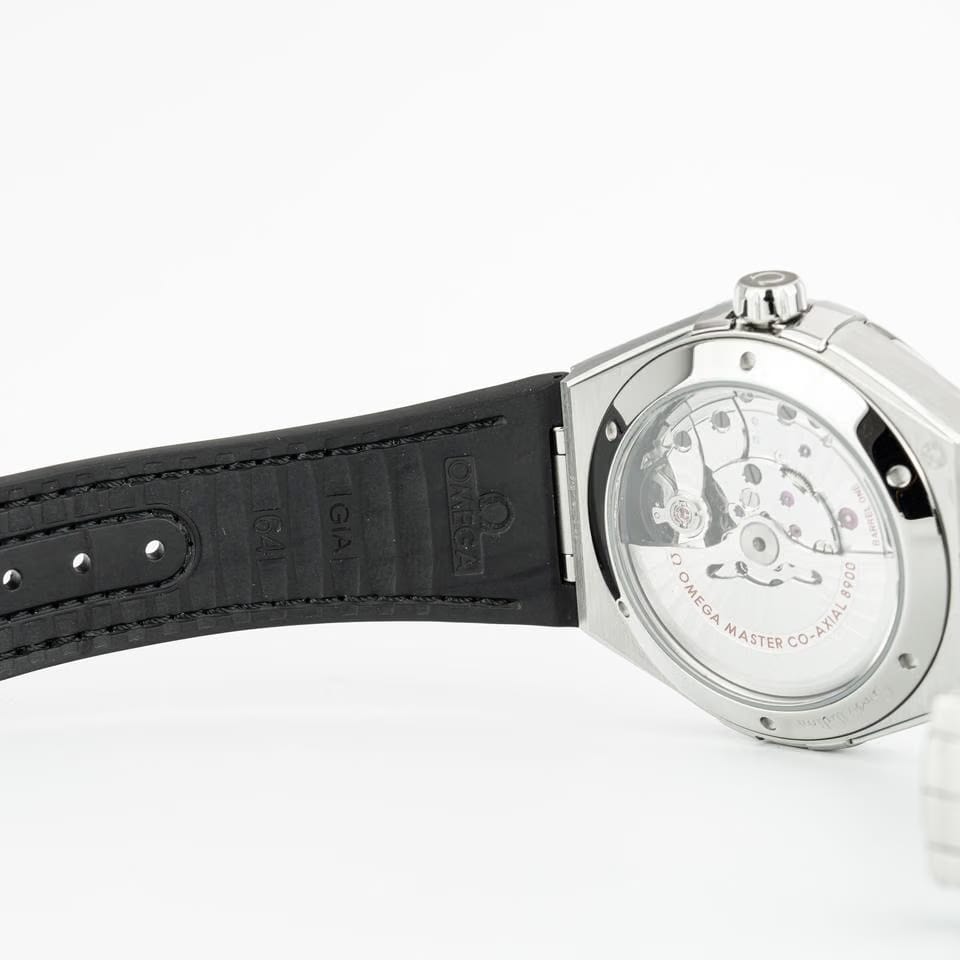 Omega Constellation131.12.41.21.06.001 / Master Chronometer / Co-Axial / 41mm / Box&Papers Anti-magnetic Date Time zone Transparent caseback