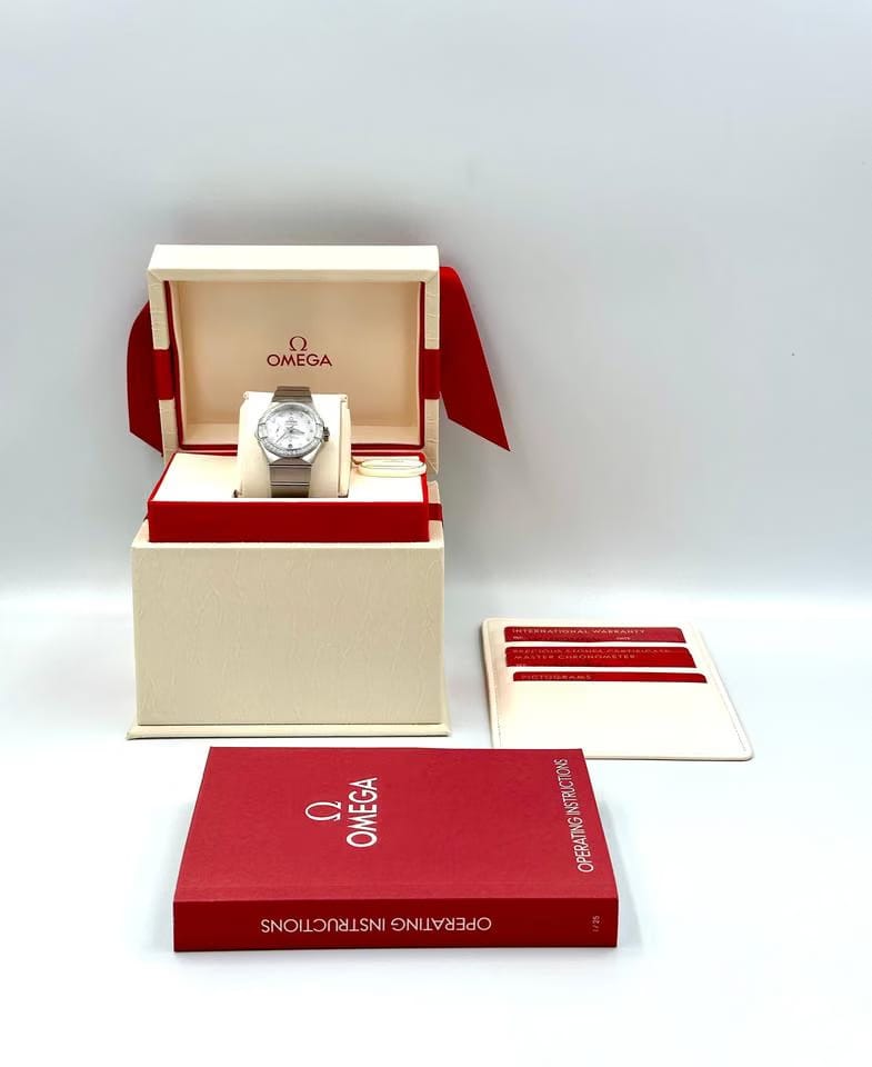 Omega Constellation Petite Seconde127.15.27.20.55.001