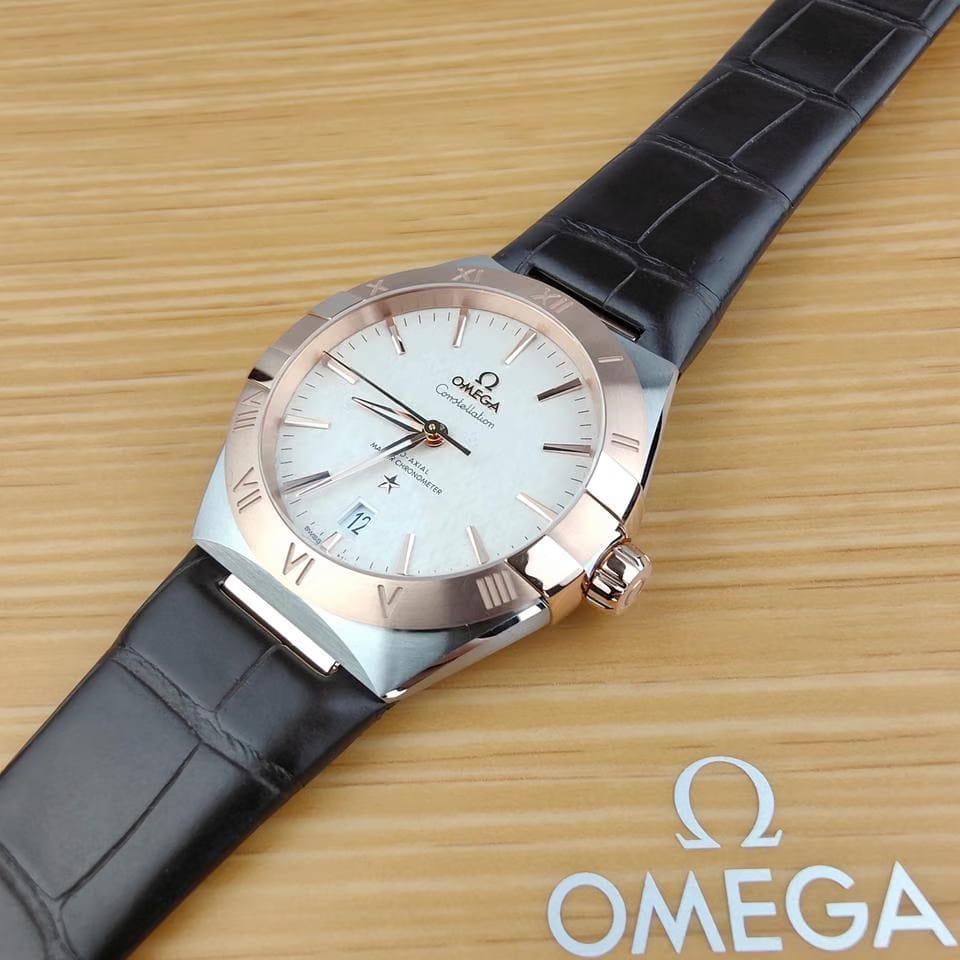Omega Constellationautomatic 39mm metal Alligator leather watch 131.23.39.20.02.001 (H)