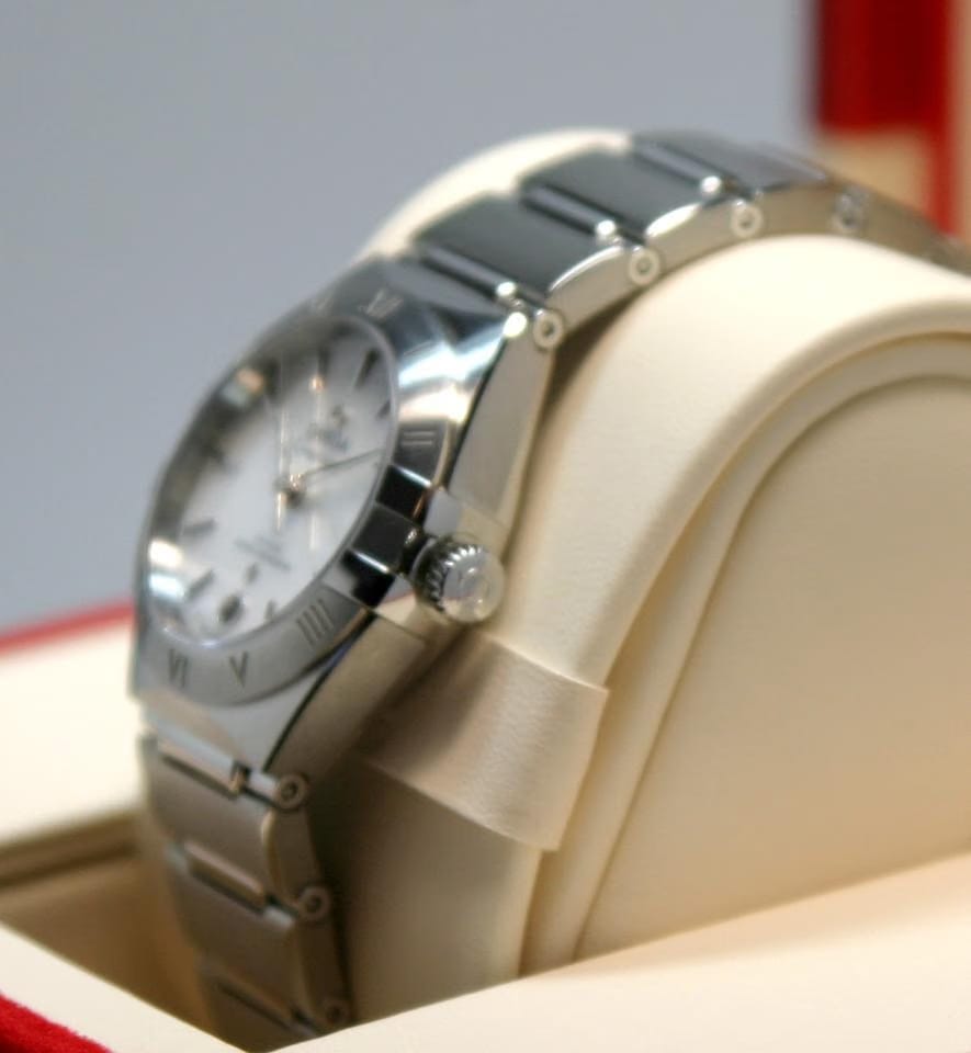 Omega Constellation Master Chronometer Manhattan