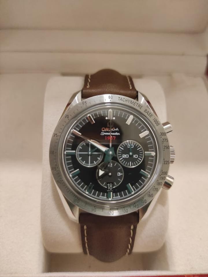 Omega Speedmaster Broad Arrow1957 Omega Speedmaster Broad Arrow Co-axial 1957 Full set