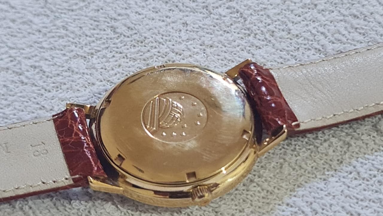 Omega Constellationpie pan