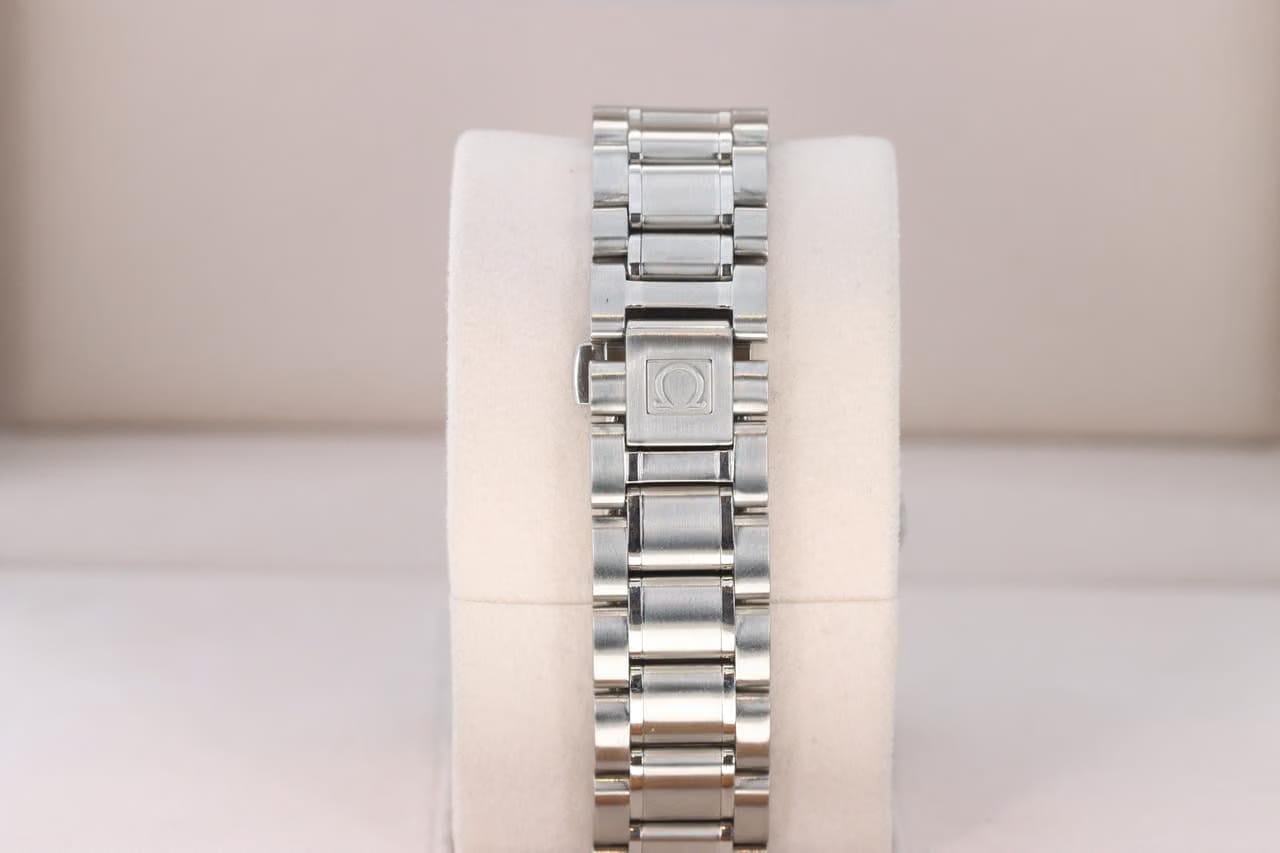 Omega Speedmaster Date Chronograph Date Stainless Steel Silver Dial with Stepped Down Subs 3513.30