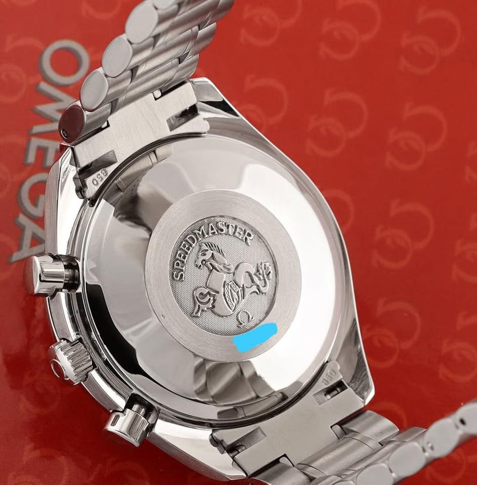 Omega Speedmaster Date Chronograph Date Stainless Steel Silver Dial with Stepped Down Subs 3513.30