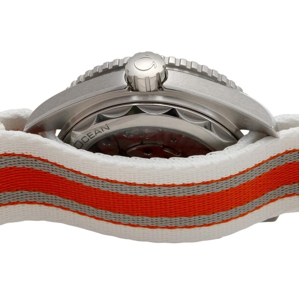Omega Seamaster Planet Ocean215.32.44.21.04.001 Automatic New