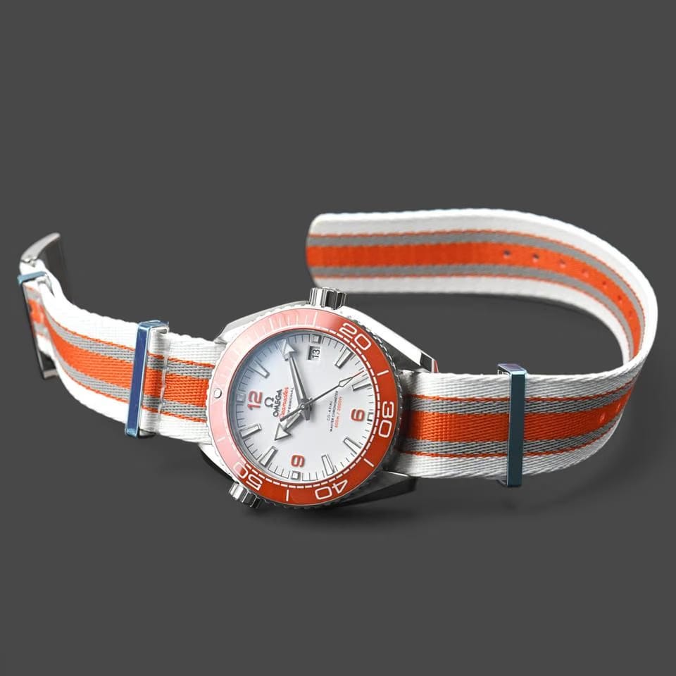 Omega Seamaster Planet Ocean Steel / 43.5 mm / Box&Papers / 215.32.44.21.04.001